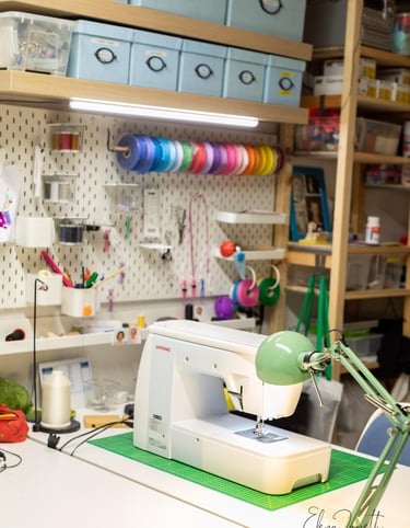  artisan workshop of handmade children's accessories