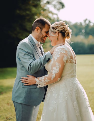 séance couple en nature pour un mariage dans le Beaujolais (Rhône)