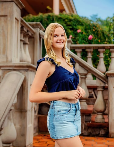 Elizabethtown PA Senior pictures taken at Moonstone Manor by a Lancaster PA senior photographer