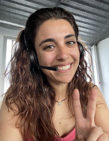 Interpreter training workshop with practical exercises and expert guidance