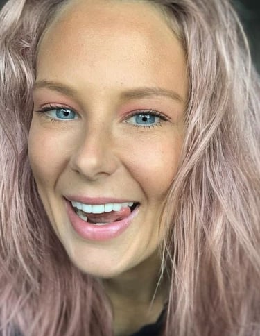 Life coach & podcaster rachel mehaffey