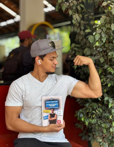 Bilal Ansari, with his book: How to become a  calisthenics trainer
