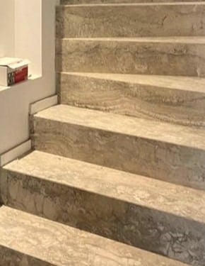 Trawertyn na schody szary kamień naturalny włoski