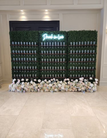 3 grass champagne walls for rent