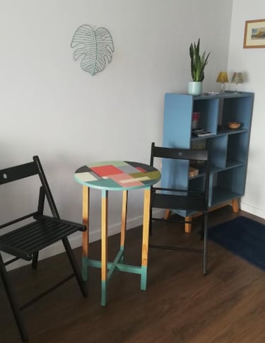 AFTER: Modern Upcycled Camilha Table