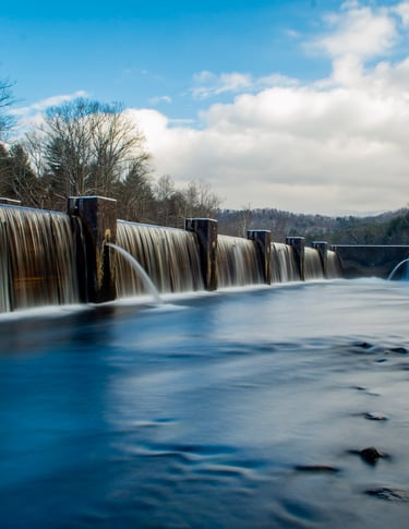 A stunning photo of the Weir Dam on the South Holston River in Tennessee.