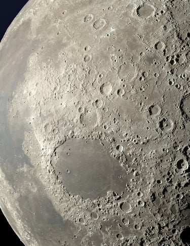 ayın kreterli yüzü