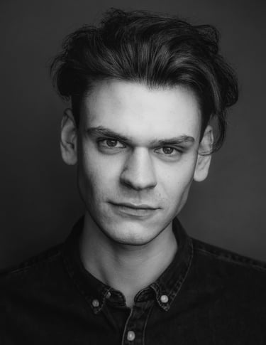 Ralph Kozlovski method acting coach and founder of MethodKit London