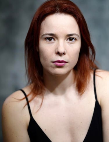 photo de Claire Hinaut comédienne et historienne