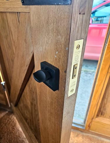 Locksmith Exeter new lock installation