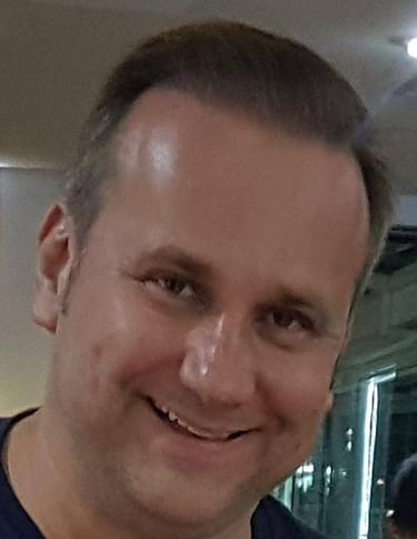 Cliente feliz e satisfeito com a empresa