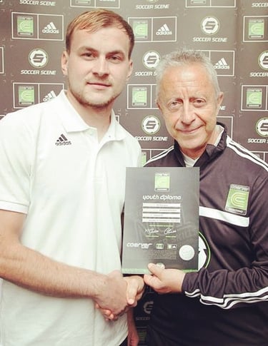 Bogdan Botezatu la un curs de formare organizat de Coerver Coaching în Londra