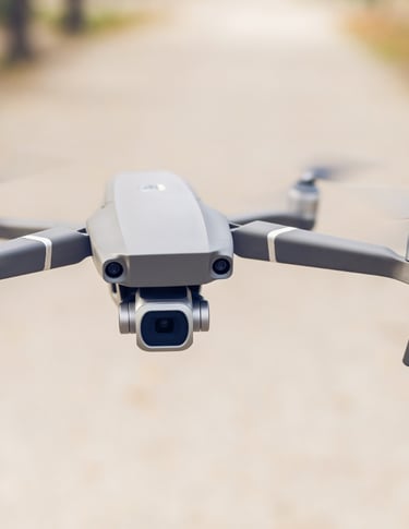 Un drone pour faire des photos aériennes des maisons et terrains.