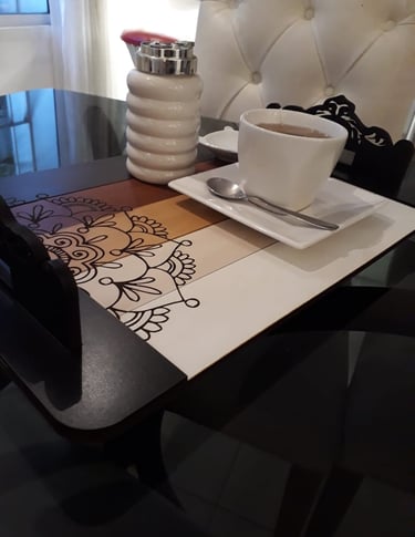 bandeja desayuno madera grabada