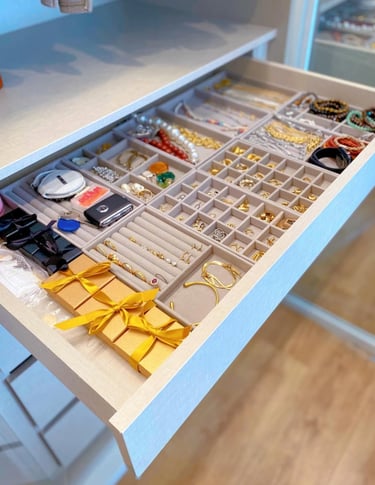 Talita Tavares / Personal Organizer - Organização Residêncial / Cursos / Ebook / Consultoria