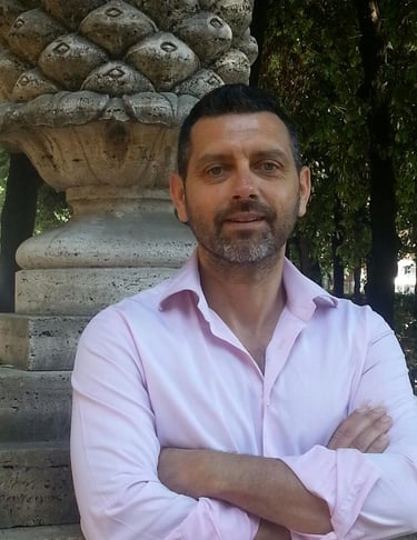 Adriano Angelini Sut