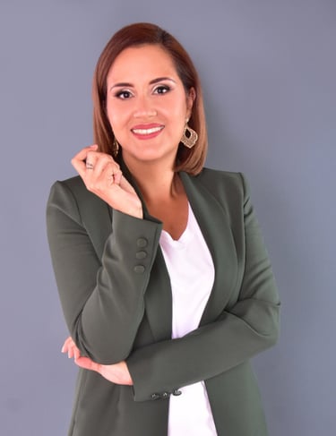 Ab. Karina Poveda, G & G Abogados
