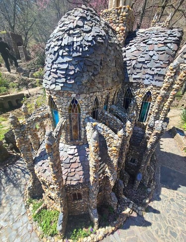 Calhoun, GA - The Rock Garden's has replicated historical castles in spectacular detail