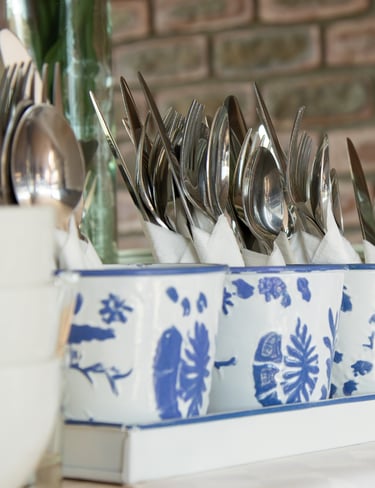 Eating Utensils at White Shark Guest House Gansbaai