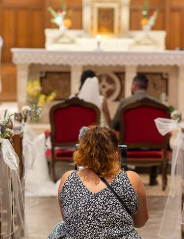 vidéaste de mariage en train de filmer mariage à rennes