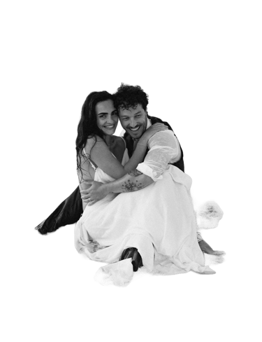 Jeunes mariés en shooting day after avec le photographe Romain Daniel aux Sables-d'Olonne en Vendée