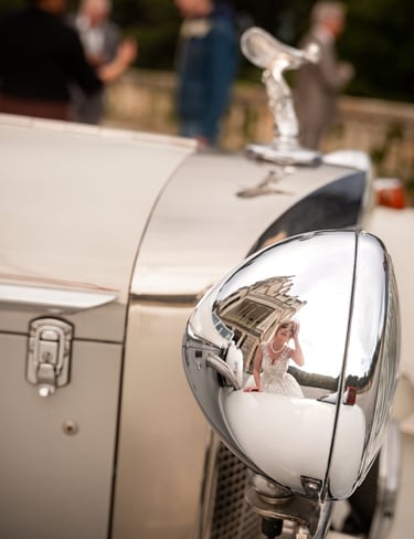 photo prise en exterieur par un photographe de mariage dans le 66 a perpignan de la mariée heureuse