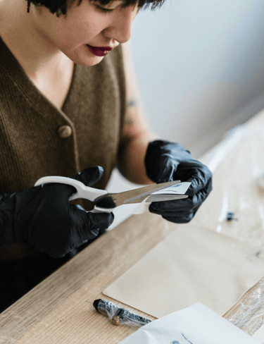 A woman craft making.
