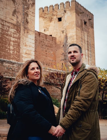 fotografia de pareja en granada del fotografo alex marley con información de packs y precios de las