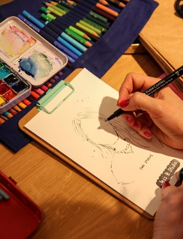 Live-zeichnen buchen Schnellportrait für Firmenveranstaltungen, Fashion und Beauty Events Firmenfeiern zur Kundenbindung