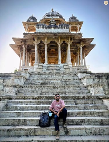 Chaurasi Khambon ki Chhatri in Bundi, Rajasthan, a cenotaph adorned with 84 ornate pillars.
