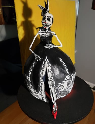 Catrina edicion especial de pintura refedrencial a Poasadas, hecha con Cartoneria
