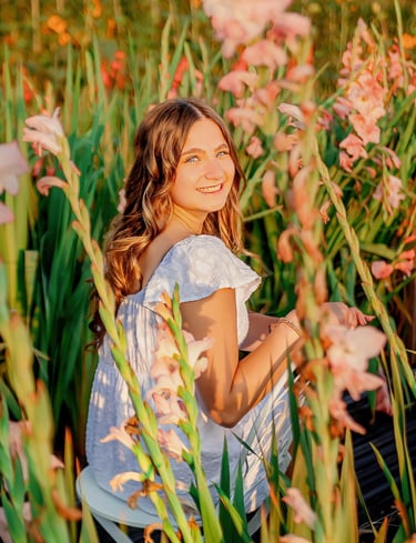 Manheim PA senior pictures. Palmyra PA senior pictures. Lititz PA senior pictures. Elizabethtown PA senior pictures.