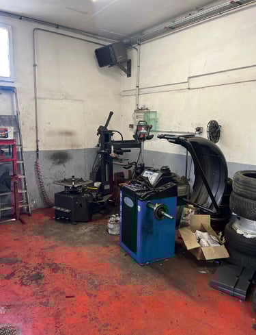 Atelier de montage de pneus à Gretz Armainvilliers avec accueil client et station de montage gratuite Gretz Pneu