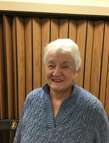 Elaine Holmlund, Continuing Ed Scholarships