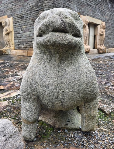 Pagoda lionl sculpture