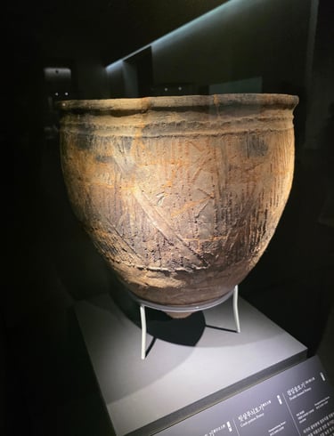 Large Neolithic pot with design