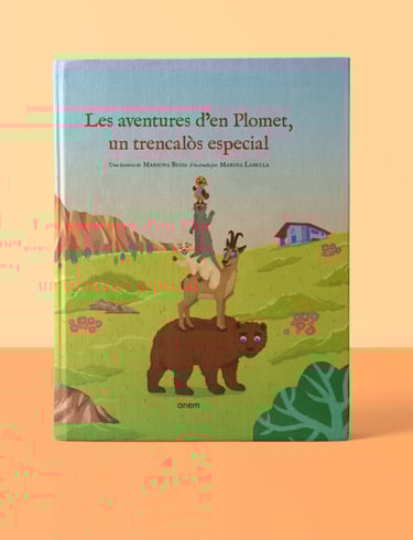 Catalan children's book cover featuring animals stacked on a bear in a mountain landscape.