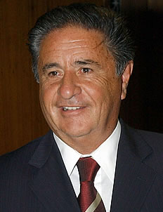 Eduardo Duhalde. Plan Génesis 200. Apoyo al Municipio de Temperley