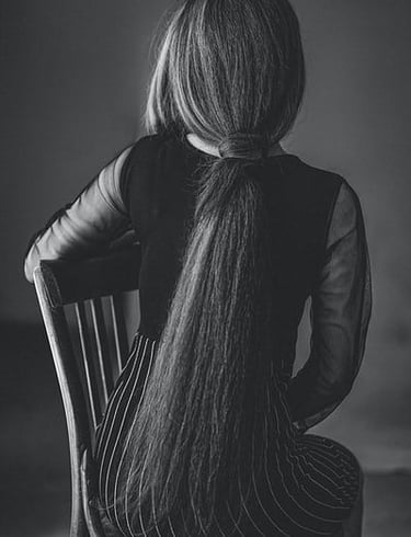 click to know causes of hair loss and its natural treatment.