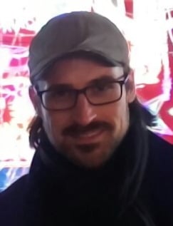 Porträt von Michael Bratusa, Kunsthandwerker aus Österreich und Gründer der Marke GREEN RUBIN