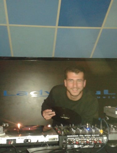 Toni Poky