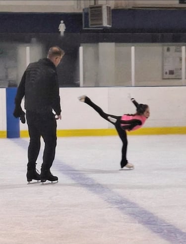Keith Hudson on ice pair coach and dance coach, British Ice skating camps