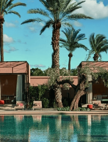 alt="piscine polyester maroc"