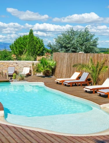 alt="piscine polyester maroc"