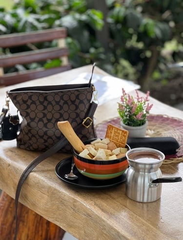 Migao con Chocolate Mirador Café del Río