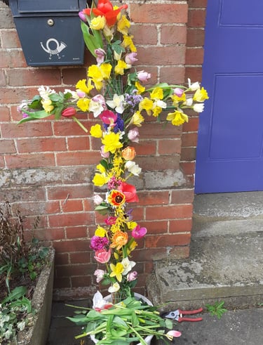 Picture of a floral cross