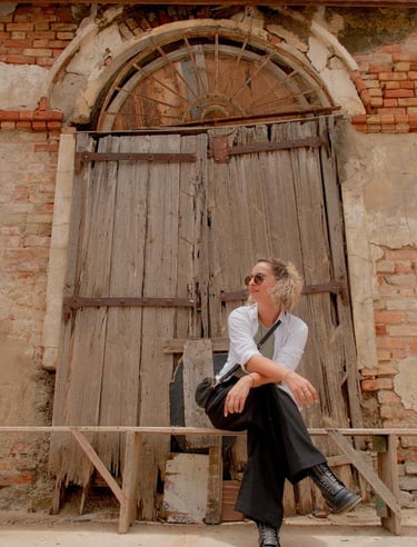 Productrice - profil linkedIn Maeva KRAWIES