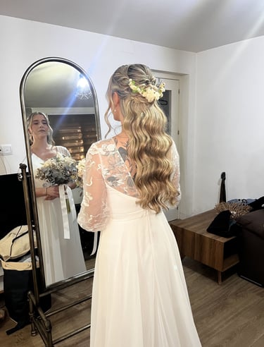 Novia con maquillaje bridal resistente al agua realizado por Lizeth Quevedo