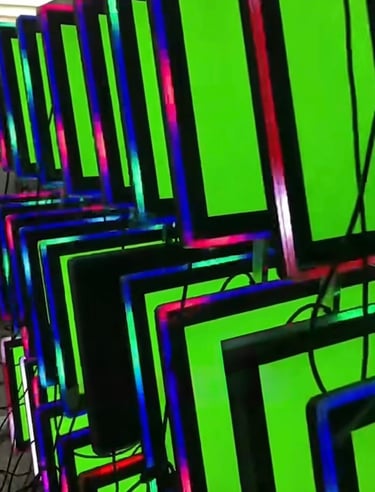 LED halo screens for gaming and slot machines
