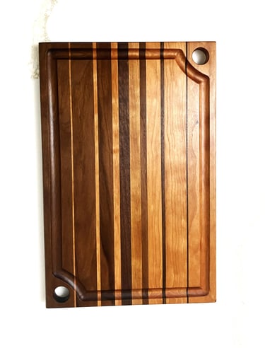 Wooden Cutting Board, Chesse Board, Charcuterie Board. Black walnut and Cherry Hardwoods. (Hardwood,